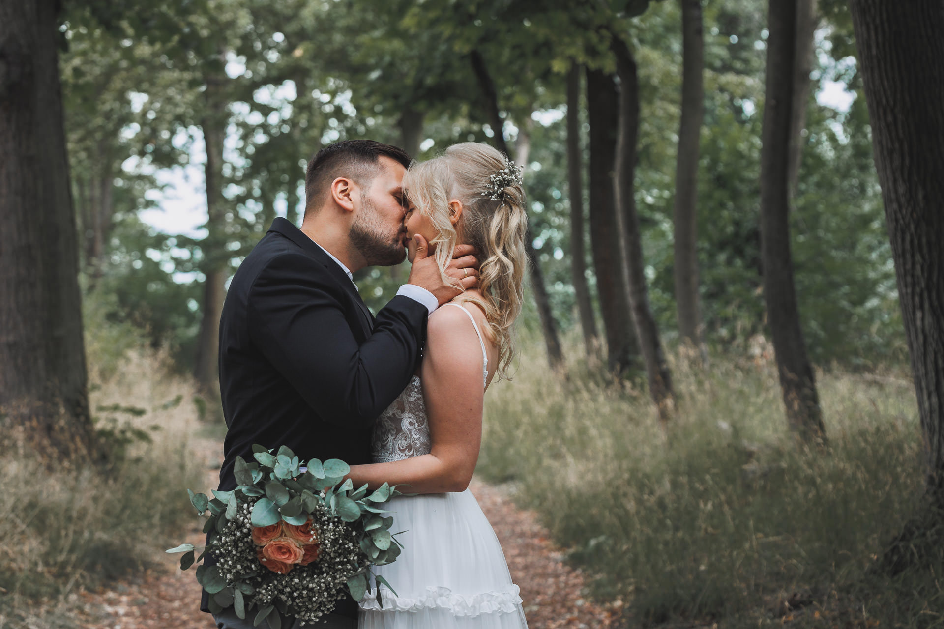 Hochzeitsfotograf Bad Dürkheim, Daniela Rupp, Hochzeitsshooting an der Klosterruine Limburg